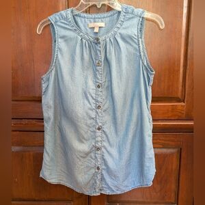 Banana Republic Chambray Sleeveless Button-Down Shirt